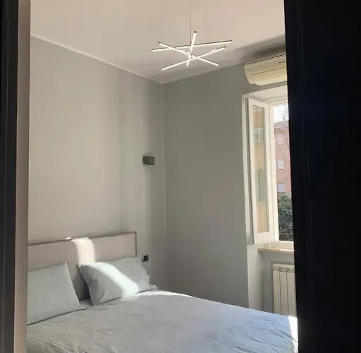 Apartment Domvs Dr Rom